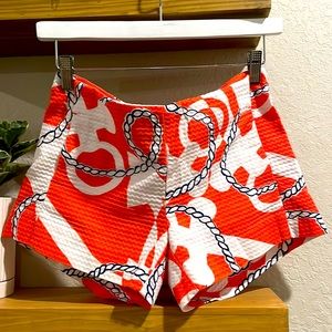 Lilly Pulitzer Short with Pockets. Size 0